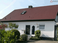 Passende Farbwahl in Kastanienbraun. Passende Farbwahl in Kastanienbraun.